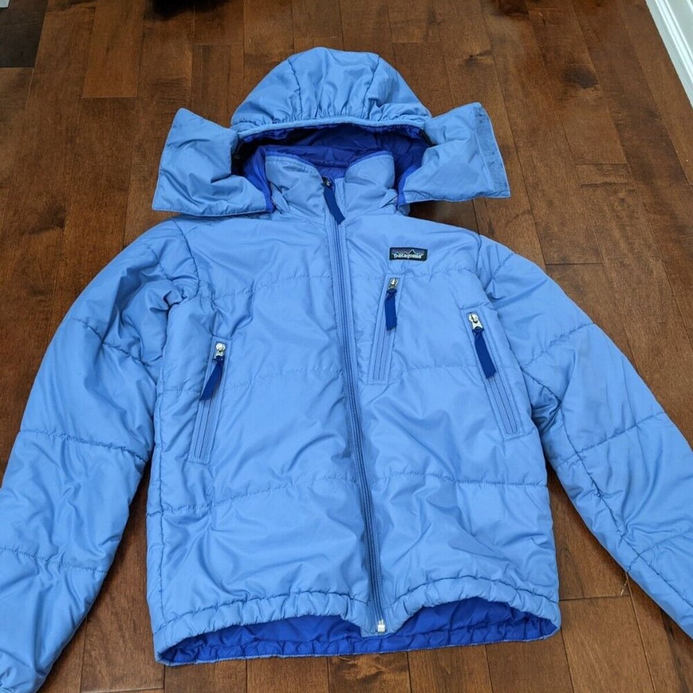 Patagonia women's purple vintage jacket in size XS